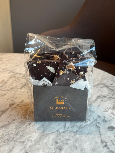 Mørk chokoladebar med valnød og salt